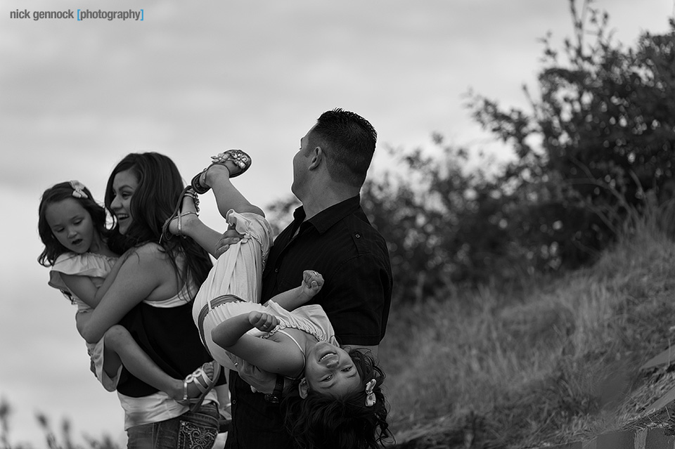 Vizcarra Family photographed by Nick Gennock Photography Fresno CA